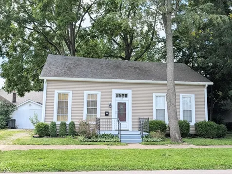 359 E Harrison Street Martinsville IN 46151