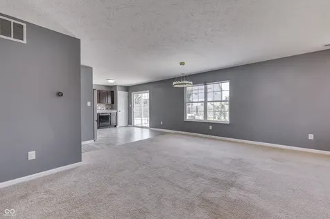 524 Haywood Drive Greenfield IN 46140