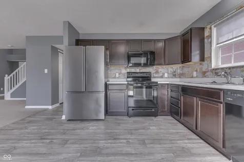 524 Haywood Drive Greenfield IN 46140