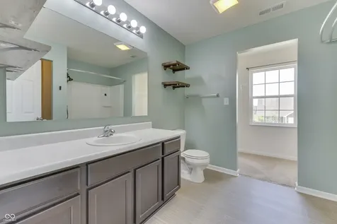 524 Haywood Drive Greenfield IN 46140