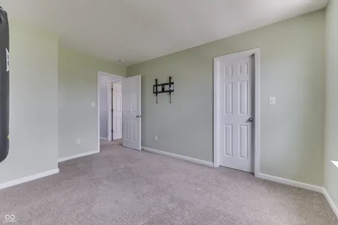 524 Haywood Drive Greenfield IN 46140