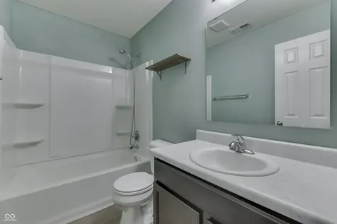 524 Haywood Drive Greenfield IN 46140