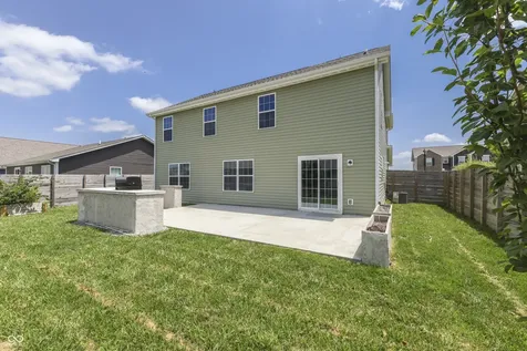 524 Haywood Drive Greenfield IN 46140