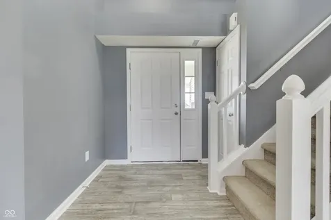 524 Haywood Drive Greenfield IN 46140