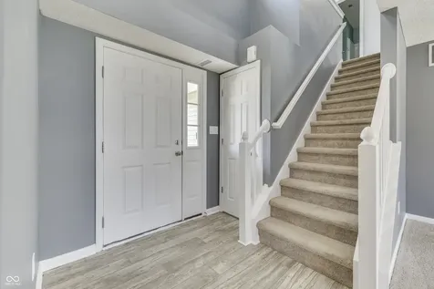 524 Haywood Drive Greenfield IN 46140