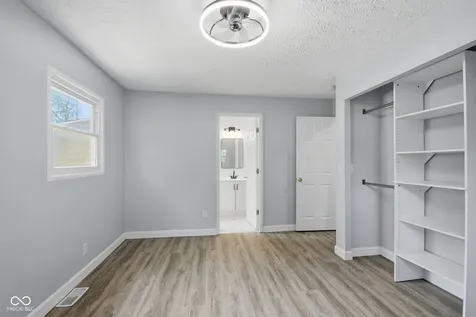 6025 Westhaven Drive Indianapolis IN 46254