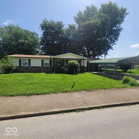 1739 Plantation Martinsville IN 46151