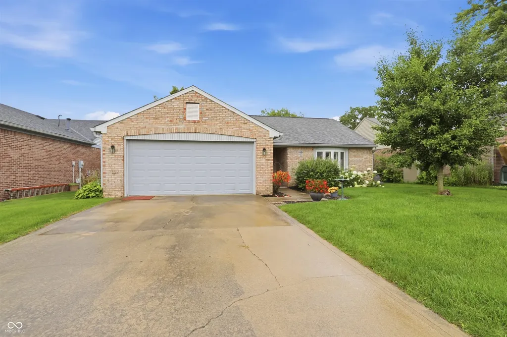 737 Franklin Court Greenfield IN 46140