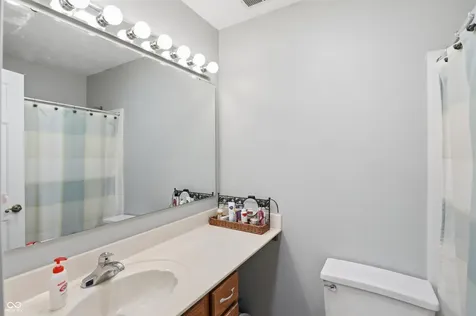 737 Franklin Court Greenfield IN 46140