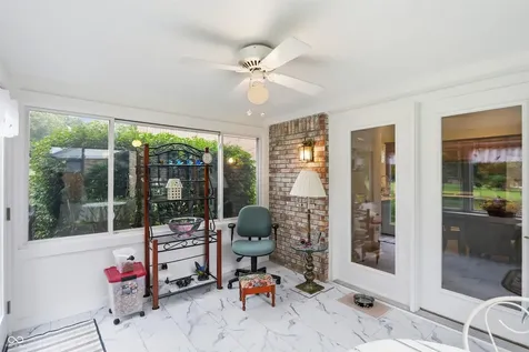 737 Franklin Court Greenfield IN 46140