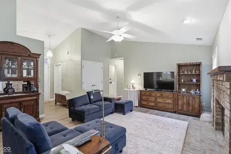 737 Franklin Court Greenfield IN 46140