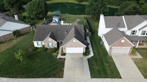 788 Weeping Way Lane Avon IN 46123