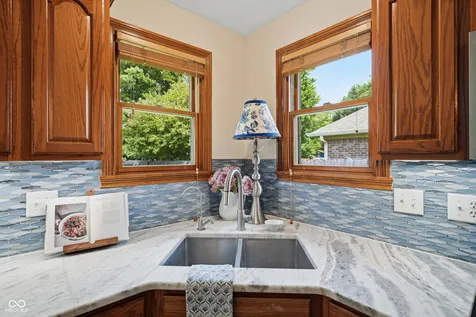 5054 Braemar Street Avon IN 46123