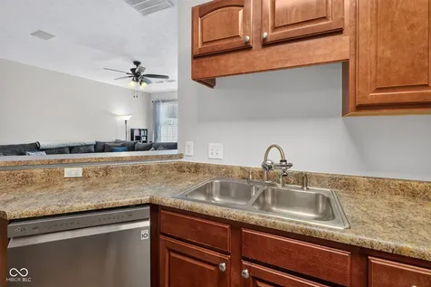 2359 Colfax Lane Indianapolis IN 46260
