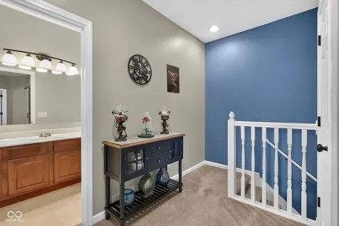 2359 Colfax Lane Indianapolis IN 46260