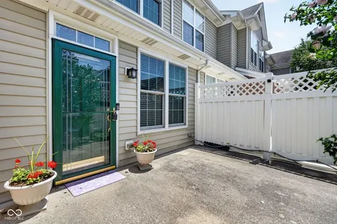 2359 Colfax Lane Indianapolis IN 46260