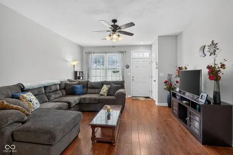 2359 Colfax Lane Indianapolis IN 46260