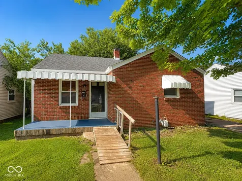 208 E 35th Street Anderson IN 46013