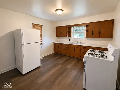 208 E 35th Street Anderson IN 46013