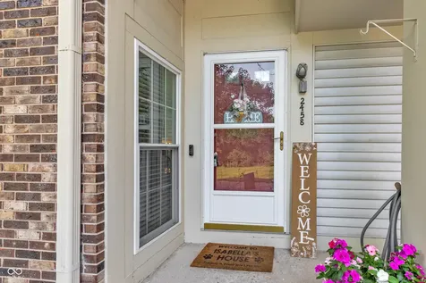 2458 Chaseway Court Indianapolis IN 46268