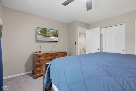 2458 Chaseway Court Indianapolis IN 46268