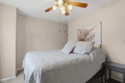 2458 Chaseway Court Indianapolis IN 46268