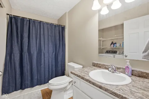 2458 Chaseway Court Indianapolis IN 46268