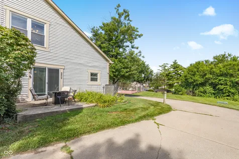 2458 Chaseway Court Indianapolis IN 46268