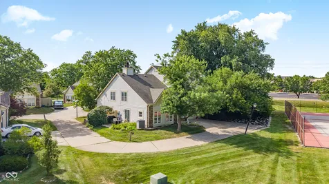 2458 Chaseway Court Indianapolis IN 46268