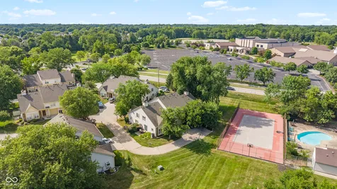 2458 Chaseway Court Indianapolis IN 46268