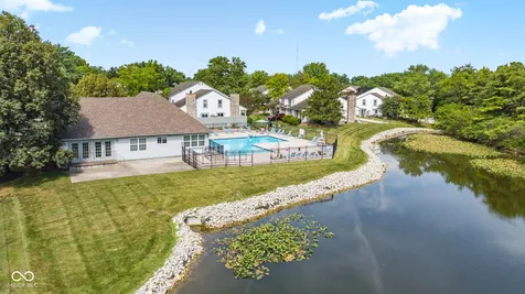 2458 Chaseway Court Indianapolis IN 46268
