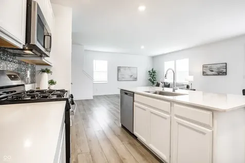 10038 Sundley Drive Indianapolis IN 46239