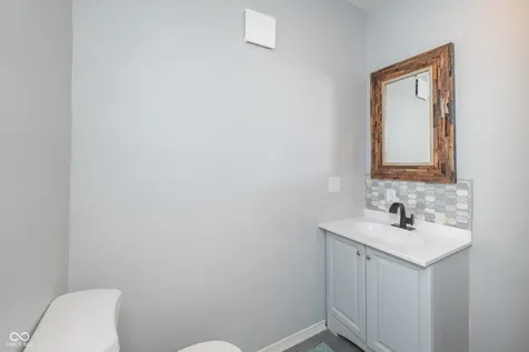 969 N Pershing Indianapolis IN 46222