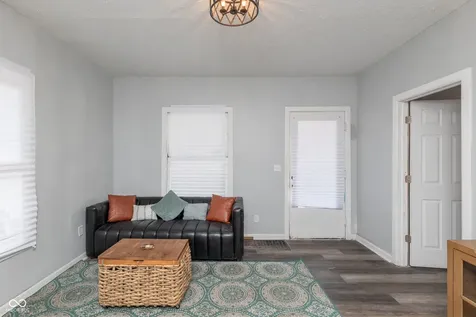 969 N Pershing Indianapolis IN 46222