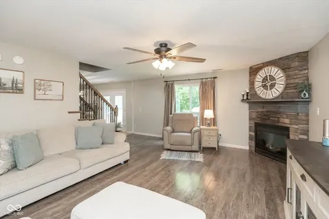 19441 Paxson Place Noblesville IN 46060
