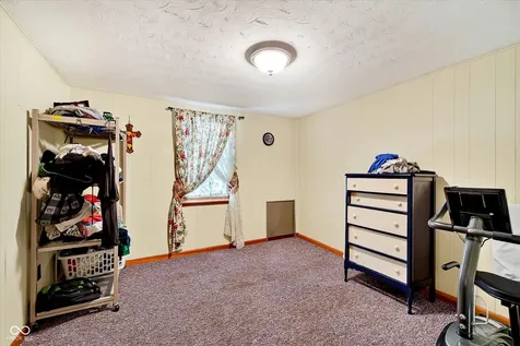 211 S Washington Street Knightstown IN 46148