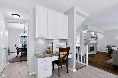 8765 Lily Court Zionsville IN 46077