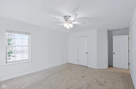 8765 Lily Court Zionsville IN 46077
