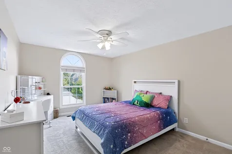 8765 Lily Court Zionsville IN 46077