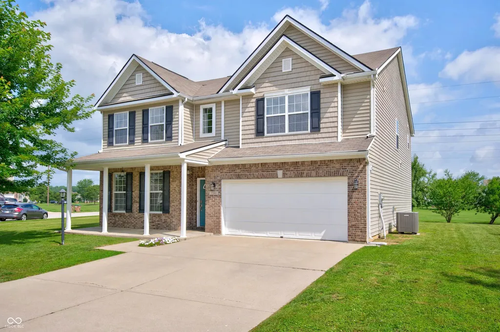2148 Creekstone Drive Columbus IN 47201