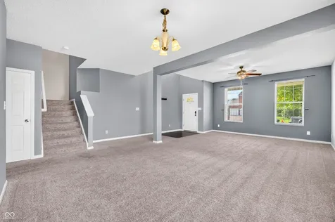 2148 Creekstone Drive Columbus IN 47201