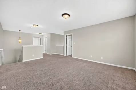 2148 Creekstone Drive Columbus IN 47201