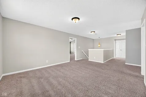 2148 Creekstone Drive Columbus IN 47201