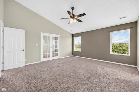 2148 Creekstone Drive Columbus IN 47201