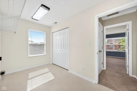2148 Creekstone Drive Columbus IN 47201