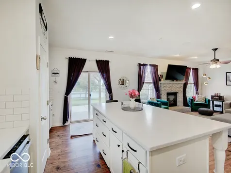 4304 Amesbury Place Westfield IN 46062