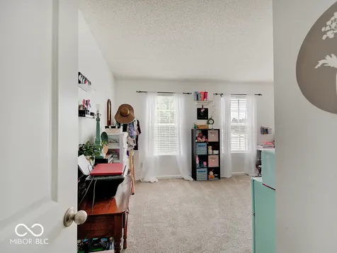 4304 Amesbury Place Westfield IN 46062