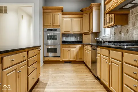 465 Mclaren Lane Carmel IN 46032