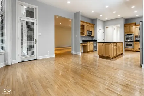 465 Mclaren Lane Carmel IN 46032