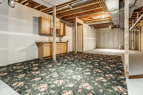 465 Mclaren Lane Carmel IN 46032